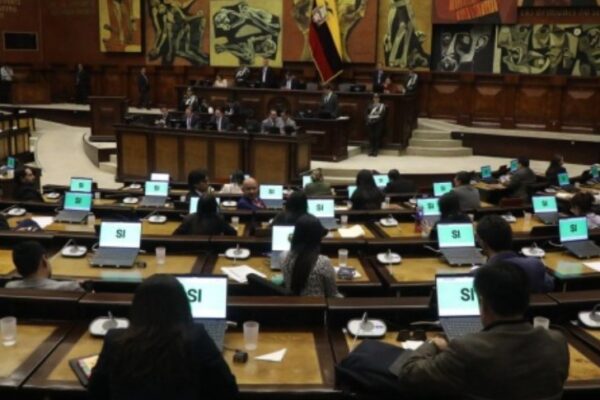 Ecuador pone fin al Estatuto Migratorio con Venezuela
