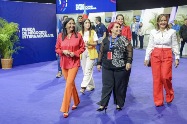 Venezuela Closes 557 Tourism Agreements Following International Business Roundtable