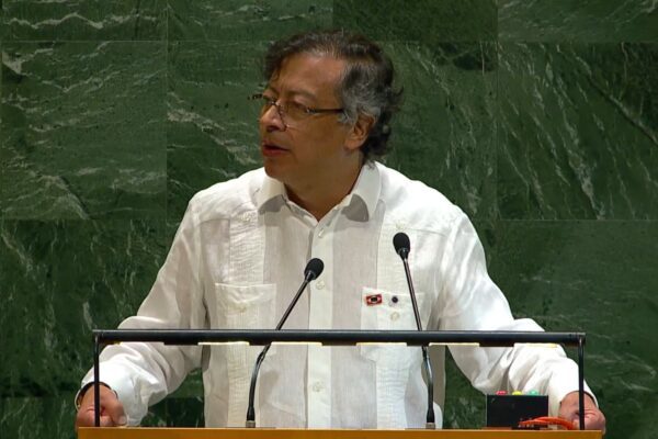 Gustavo Petro llama a “Nicolás Maduro y María Corina Machado a encontrar la salida venezolana al conflicto ”