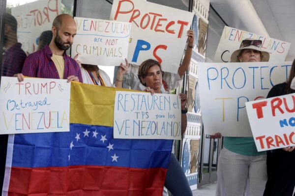 Cancelación del TPS para venezolanos generó críticas y dudas sobre el futuro migratorio